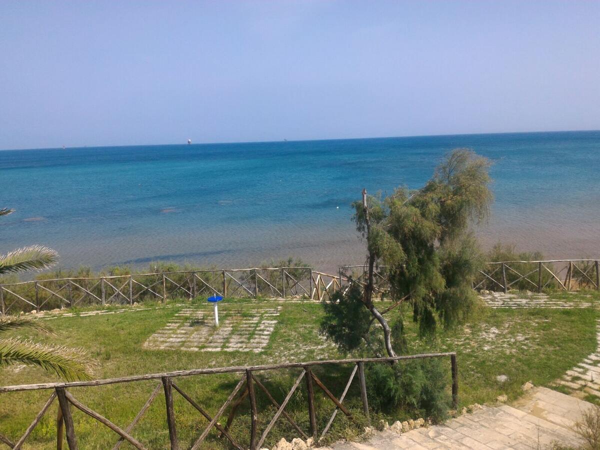 Maison 1 chambre à Crotone, vue mer et piscine - Photo 12