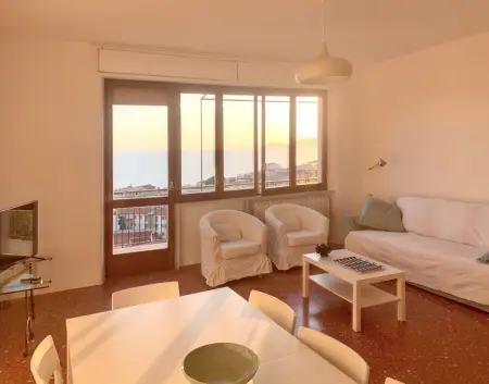 Location appartement à Sperlonga, Appartement spacieux avec vue sur la mer à Sperlonga 109 m²