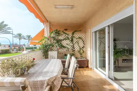 Appartement spacieux à El Campello, 120 m², piscine partagée - Photo 2