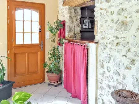 Maison de charme à Saint-Victor-la-Coste avec piscine partagée : photo 8