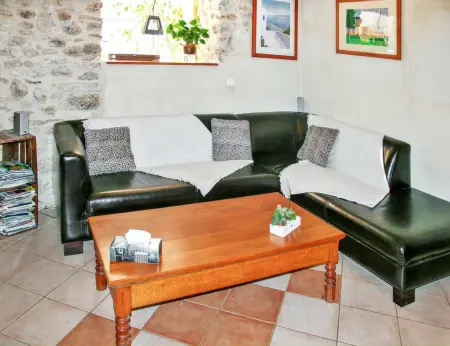Maison de charme à Saint-Victor-la-Coste avec piscine partagée : photo 10