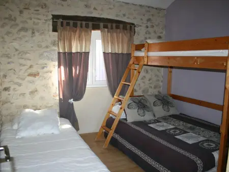 Maison de charme à Saint-Victor-la-Coste avec piscine partagée : photo 14