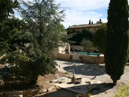 Maison de charme à Saint-Victor-la-Coste avec piscine partagée : photo 22