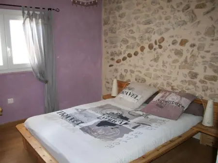 Maison de charme à Saint-Victor-la-Coste avec piscine partagée : photo 23
