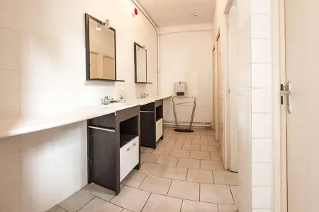 Maison 21 personnes à Monthenault : 4 chambres, jardin et pétanque : photo 12