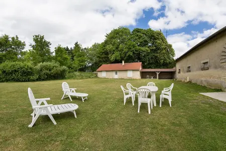 Maison 21 personnes à Monthenault : 4 chambres, jardin et pétanque : photo 15