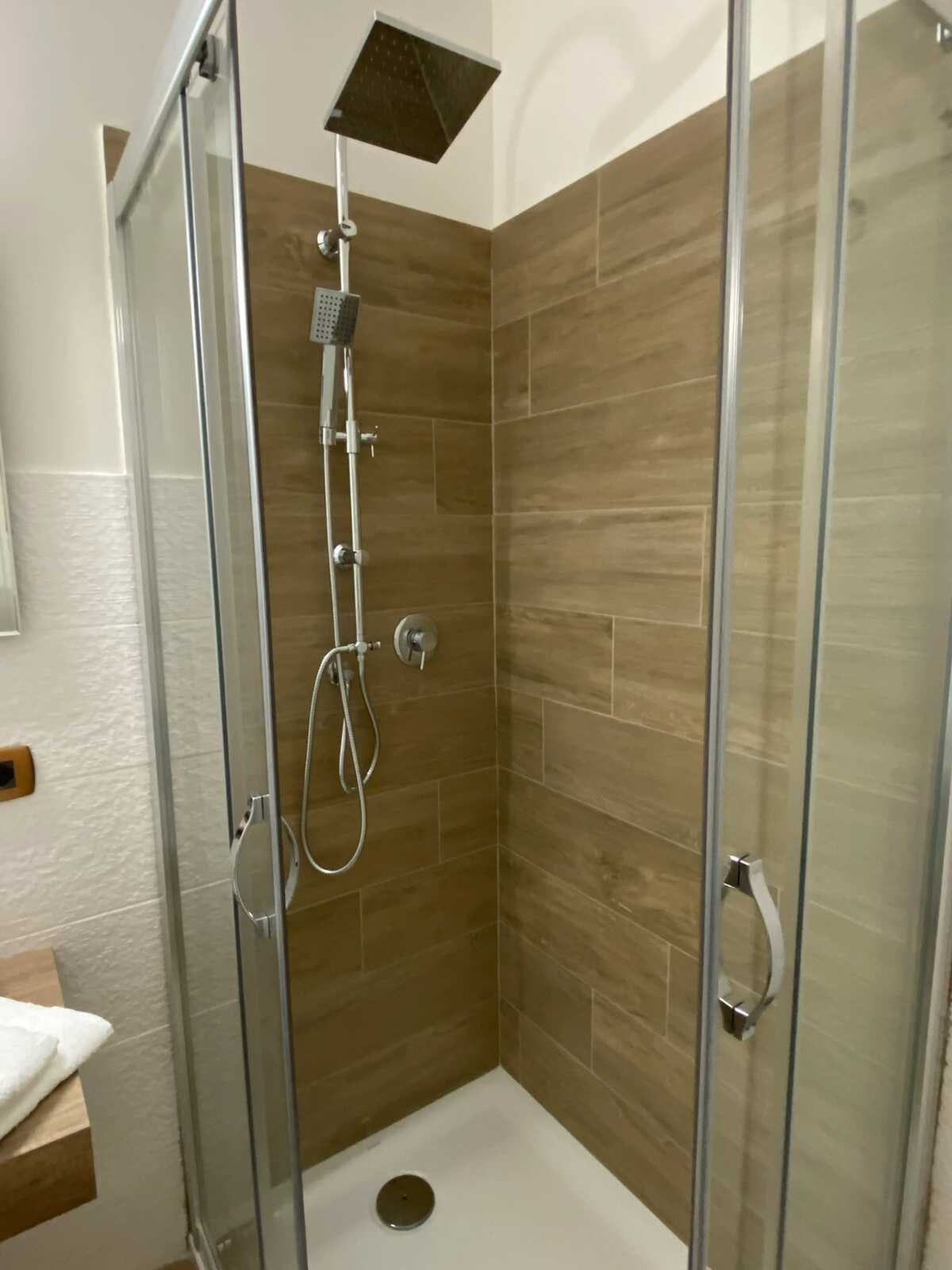Appartement 90 m² à Montallegro, 3 chambres, vues mer et montagnes - Photo 22