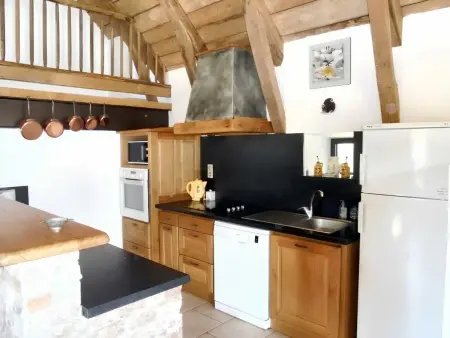 Maison spacieuse à Castelnau-de-Mandailles avec cheminée 250 m² - Photo 3