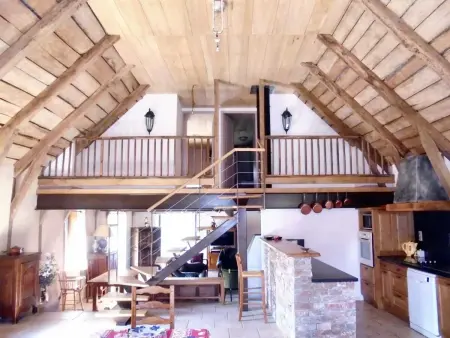 Maison spacieuse à Castelnau-de-Mandailles avec cheminée 250 m² - Photo 4