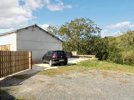 Maison spacieuse à Castelnau-de-Mandailles avec cheminée 250 m² - Photo 5