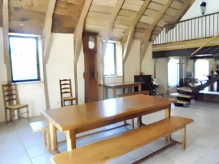 Maison spacieuse à Castelnau-de-Mandailles avec cheminée 250 m² - Photo 6