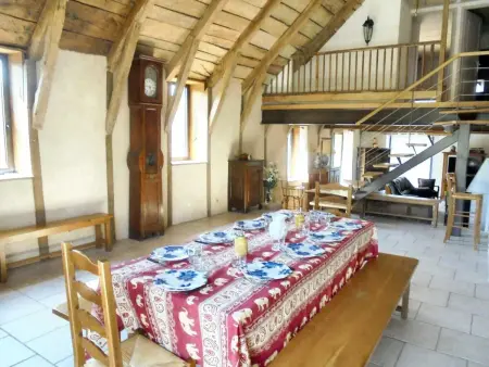Maison spacieuse à Castelnau-de-Mandailles avec cheminée 250 m² - Photo 11