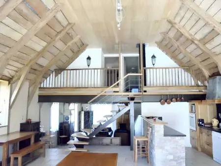Maison spacieuse à Castelnau-de-Mandailles avec cheminée 250 m² - Photo 25