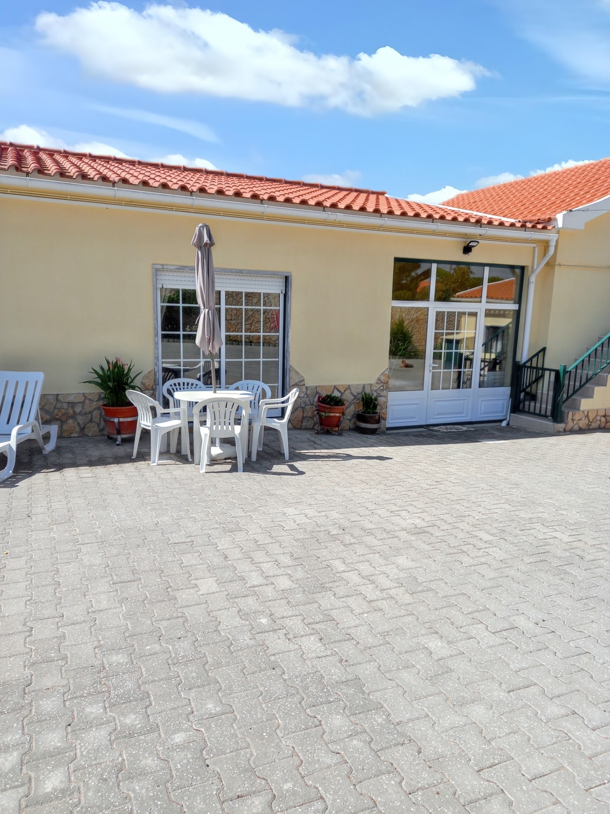 Maison 8 chambres à São Bartolomeu, 16 personnes + jardin - Photo 1