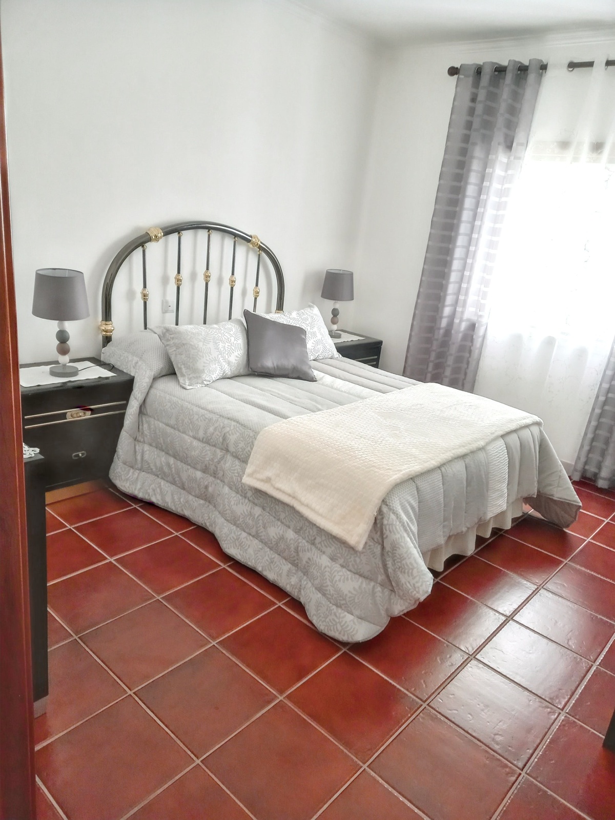 Maison 8 chambres à São Bartolomeu, 16 personnes + jardin - Photo 8