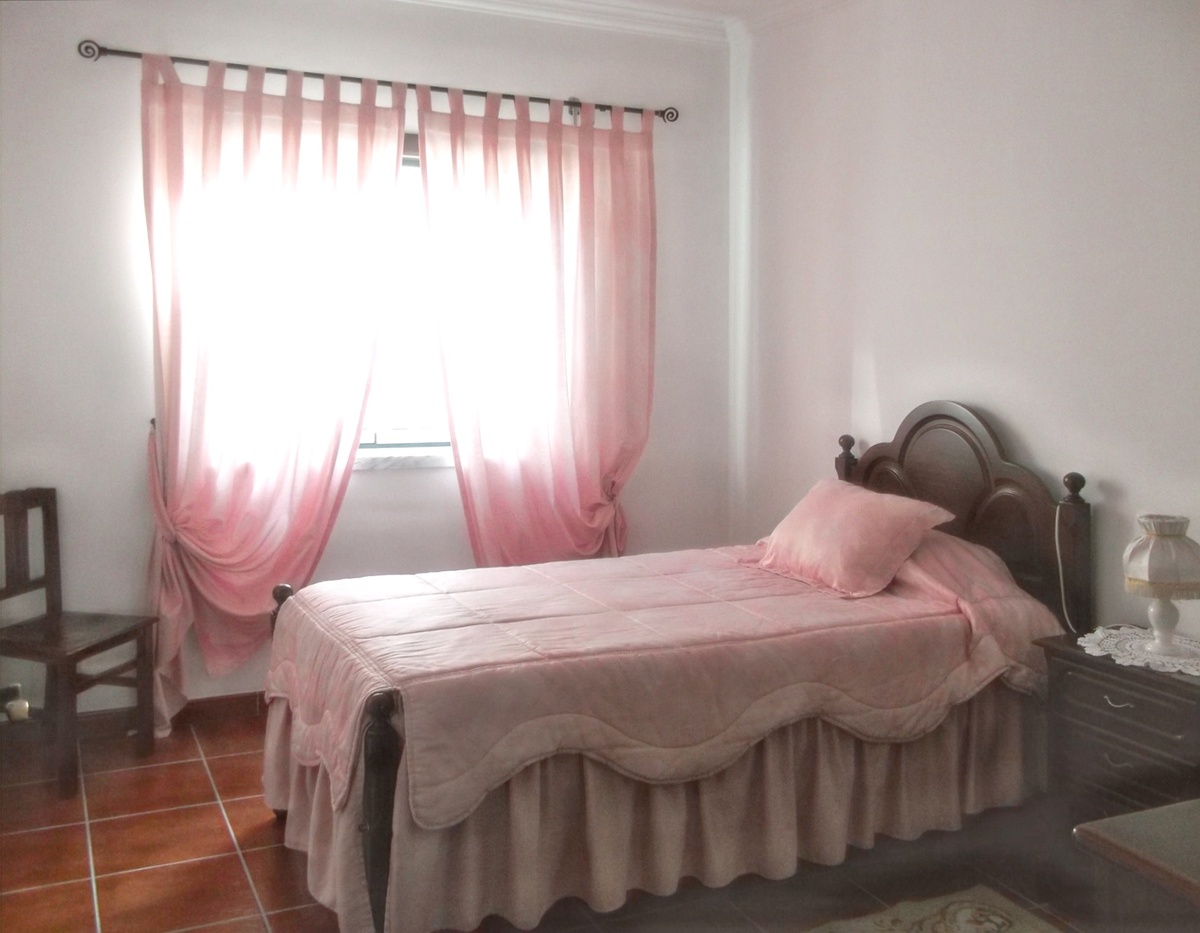 Maison 8 chambres à São Bartolomeu, 16 personnes + jardin - Photo 16