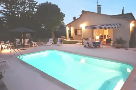 Villa élégante à Céreste avec piscine privée et jacuzzi - Photo 9