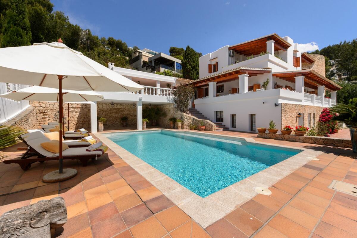 Villa Santa Eulalia avec piscine privée, vue mer et montagne - Photo 2