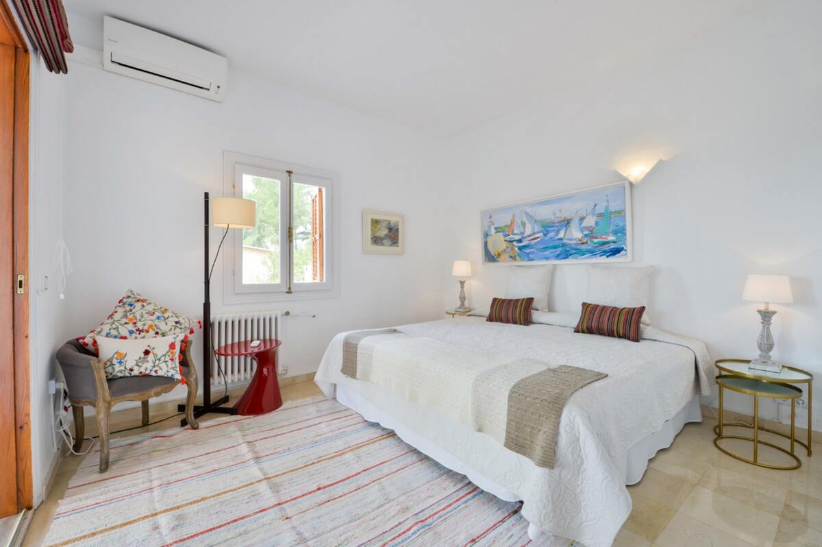 Villa Santa Eulalia avec piscine privée, vue mer et montagne - Photo 17