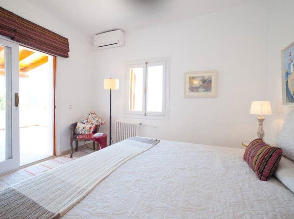 Villa Santa Eulalia avec piscine privée, vue mer et montagne - Photo 18