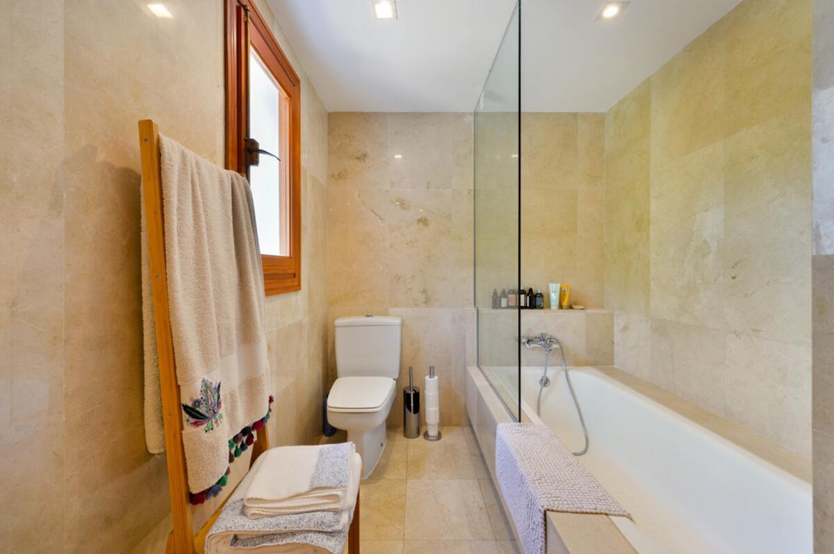 Villa Santa Eulalia avec piscine privée, vue mer et montagne - Photo 25