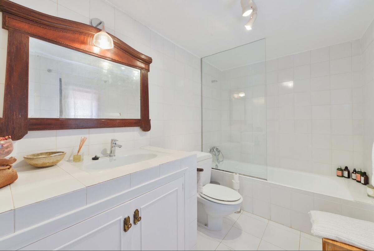 Villa Santa Eulalia avec piscine privée, vue mer et montagne - Photo 26