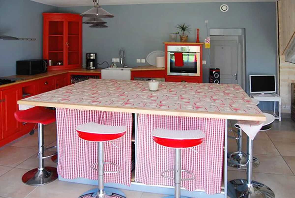 Maison 6 personnes avec jardin clôturé et jacuzzi - Photo 4