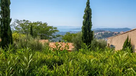 Appartement 45 m² à Roquebrune-sur-Argens, piscine partagée et vue montagne : photo 21