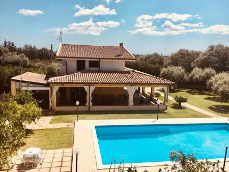 Location villa à Floridia, Villa de charme à Floridia avec piscine privée