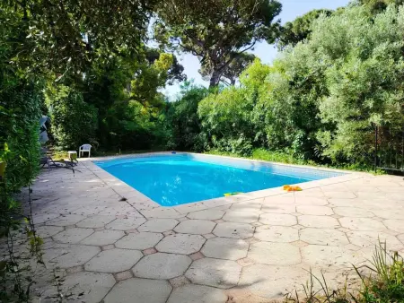 Villa avec piscine privée et jardin clos à La Croix-Valmer : photo 4