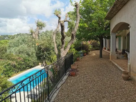Villa avec piscine privée et jardin clos à La Croix-Valmer : photo 5