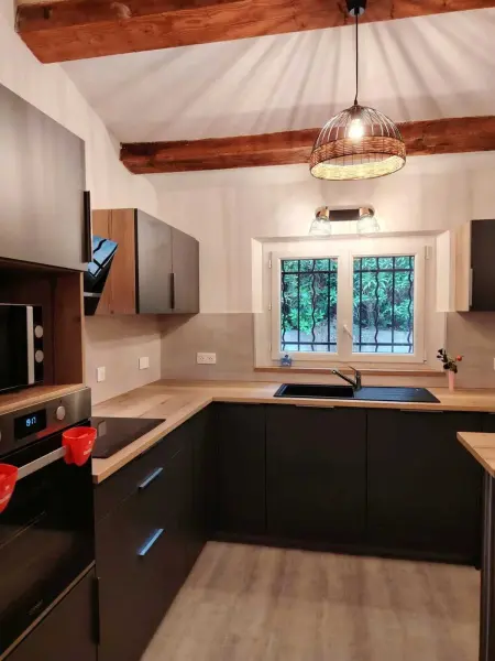 Villa avec piscine privée et jardin clos à La Croix-Valmer : photo 17