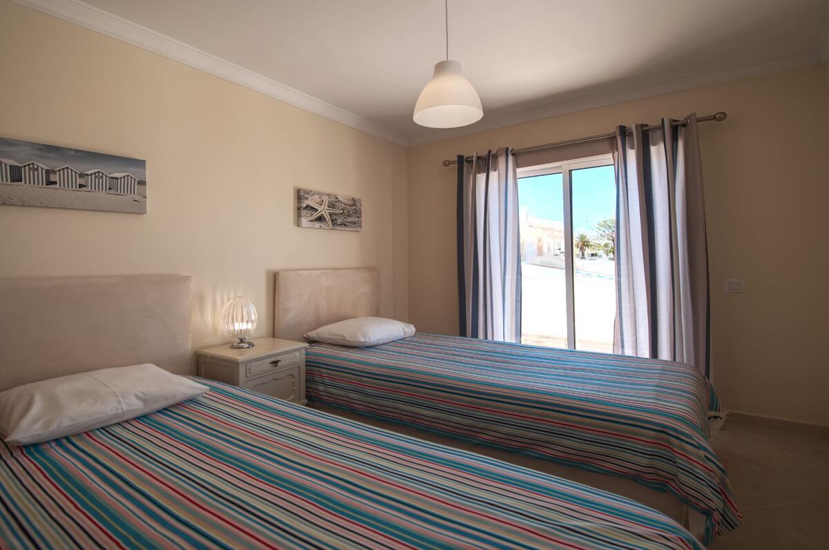 Maison spacieuse, calme et piscine privée à Albufeira - Photo 12