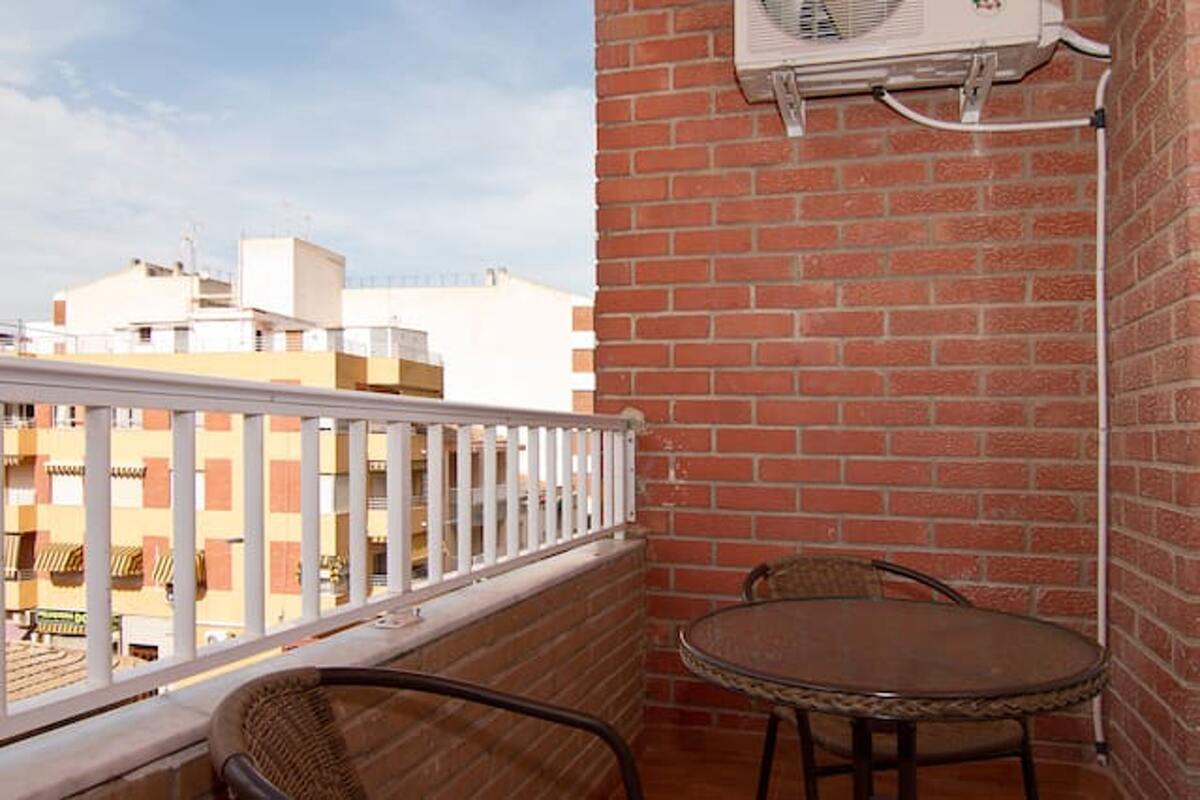 Appartement 60 m² à Torrovieja, balcon, 2 ch - Photo 1