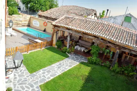 Location villa à Campo de Cuéllar, Villa spacieuse avec piscine privée - Campo de Cuéllar