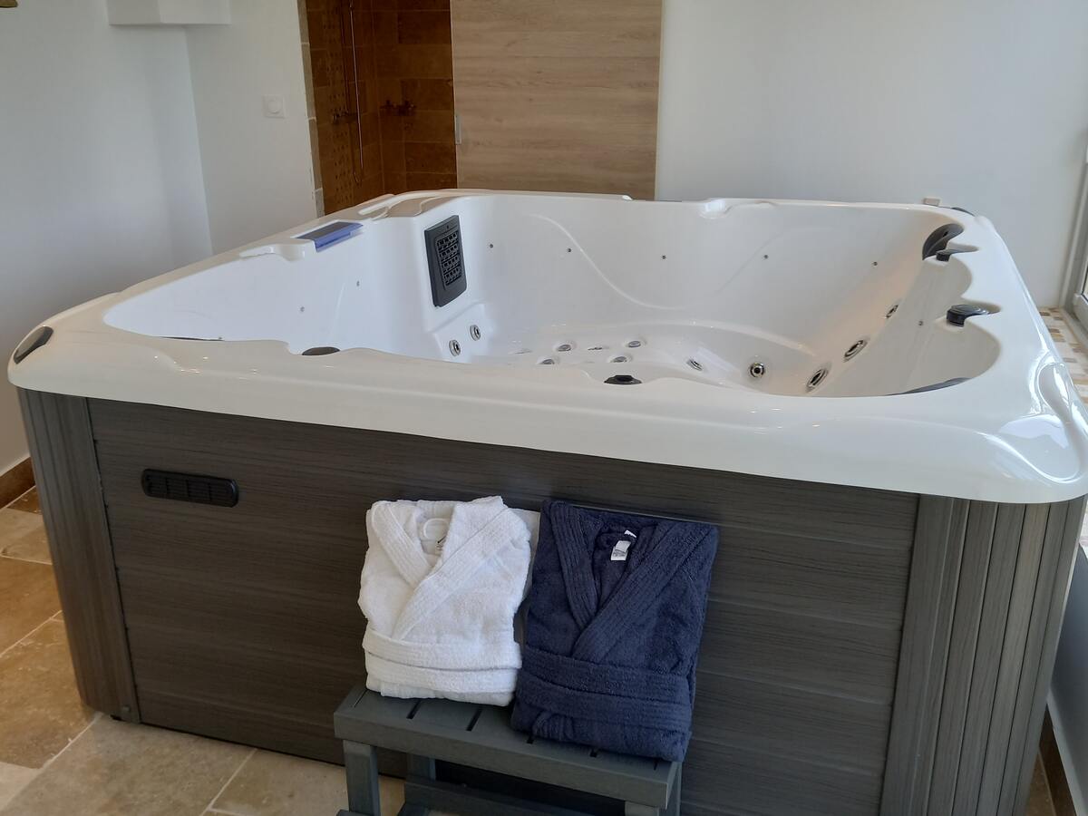 Appartement 45 m² avec terrasse privée et piscine - Photo 18