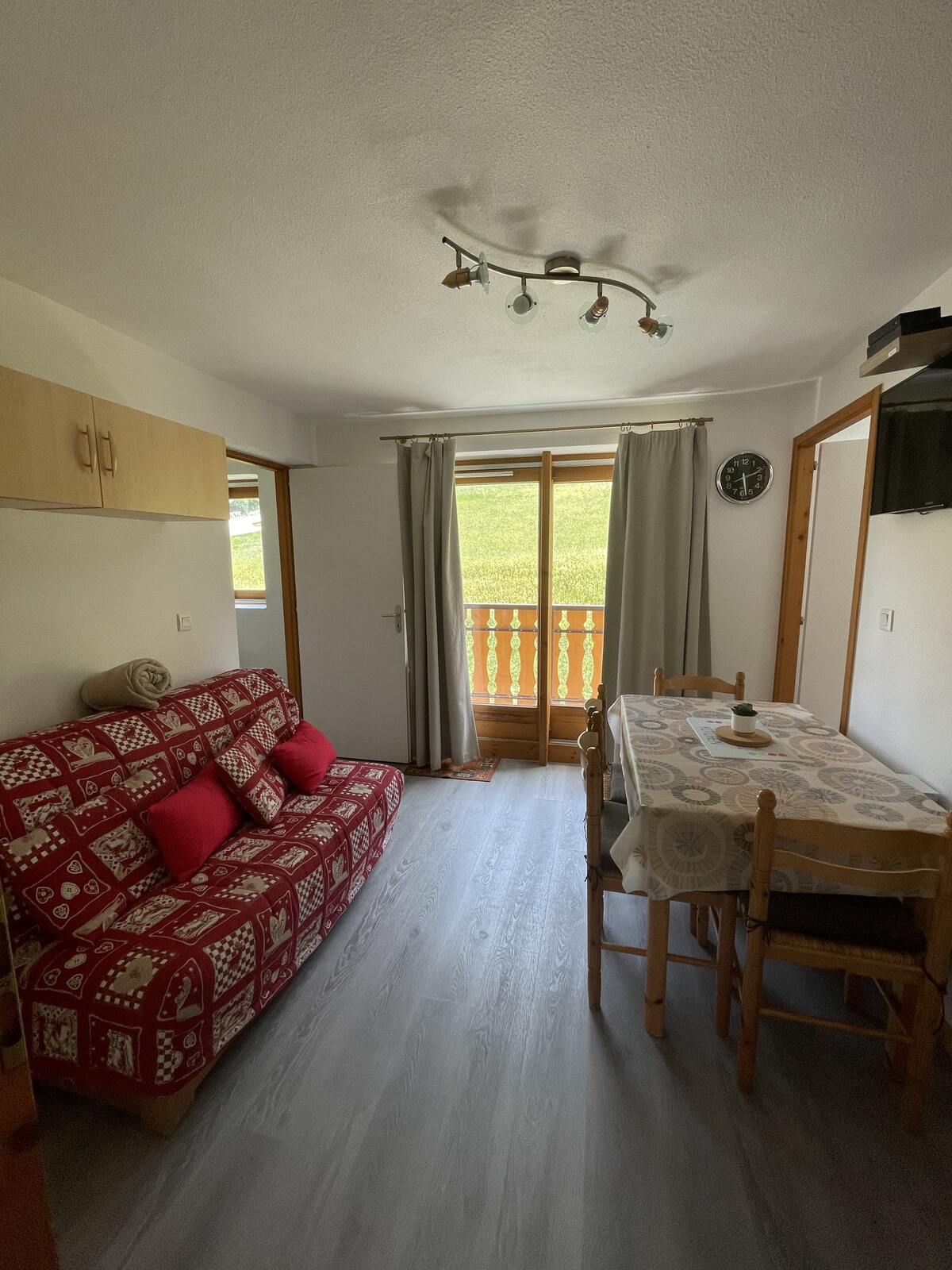 Appartement 35 m² avec balcon vue montagne à Thollon - Photo 10