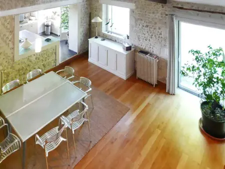 Maison avec piscine privée et jardin clos à Bellon, 8 personnes : photo 8