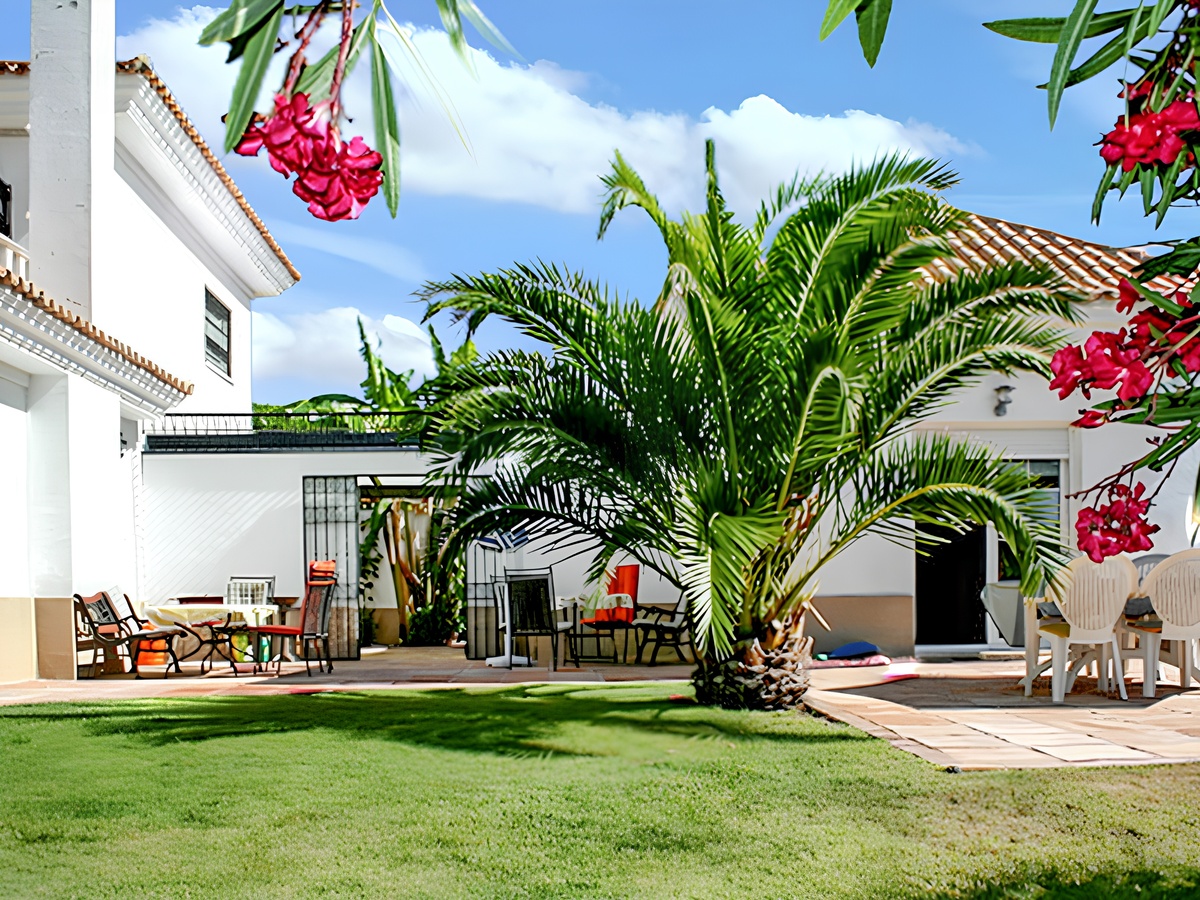 Villa 6 pers. à Nuevo Portil : piscine et jardin - Photo 5