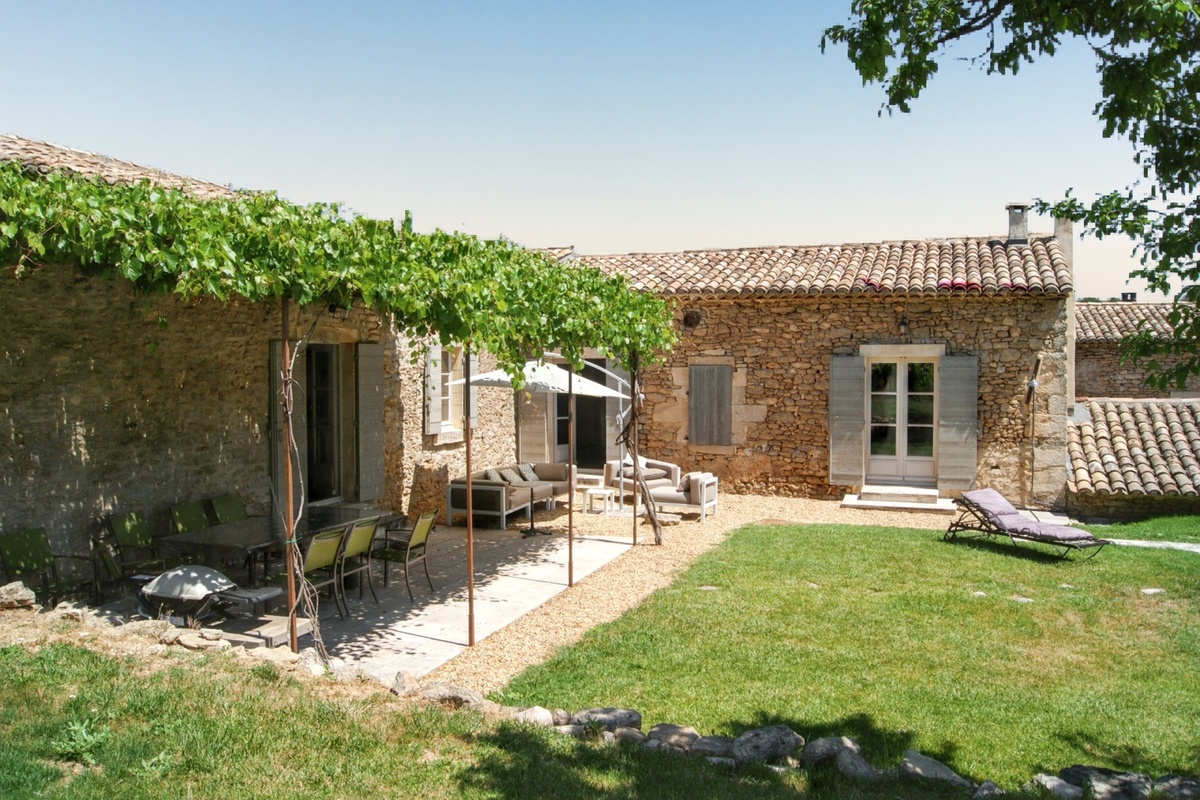 Villa 300 m² Oppède : 10 personnes, piscine et vignes - Photo 4