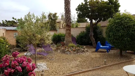 Maison charmante à La Londe-les-Maures, jardin clôturé - Photo 12
