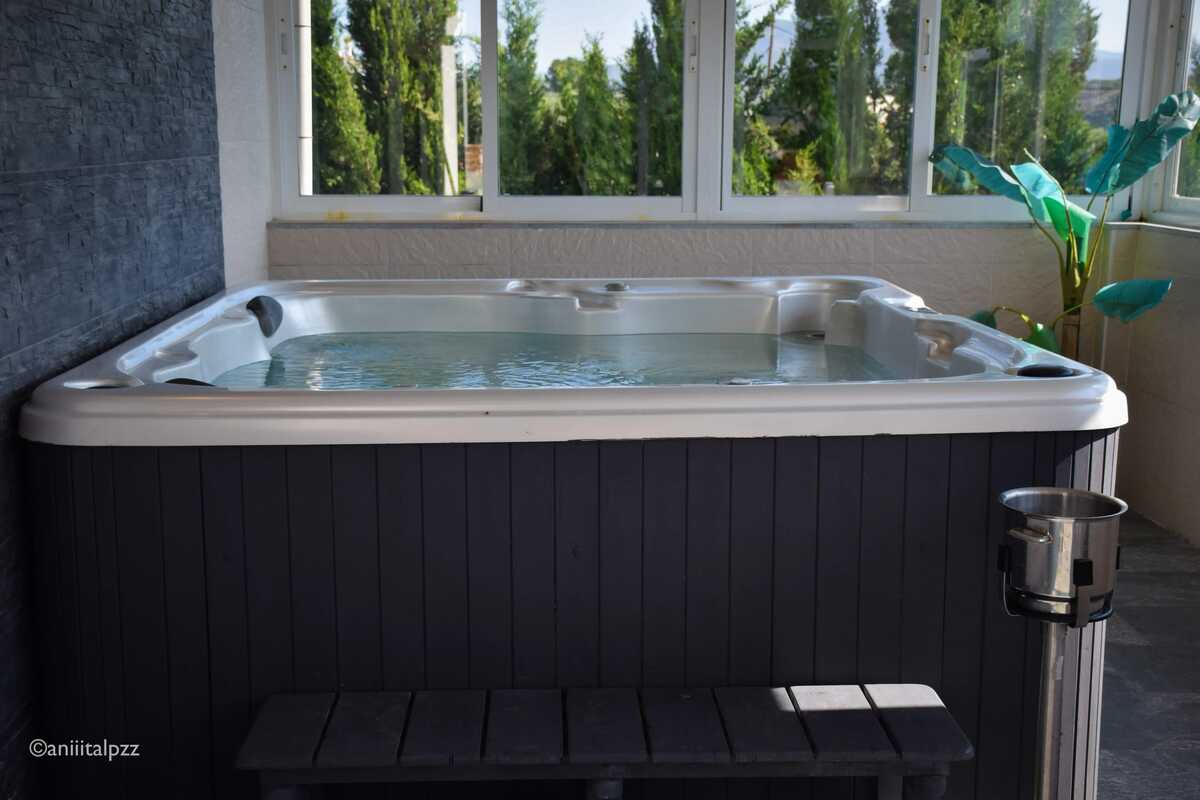 Villa 750 m² à Atarfe, piscine chauffée et vue Sierra Nevada - Photo 10