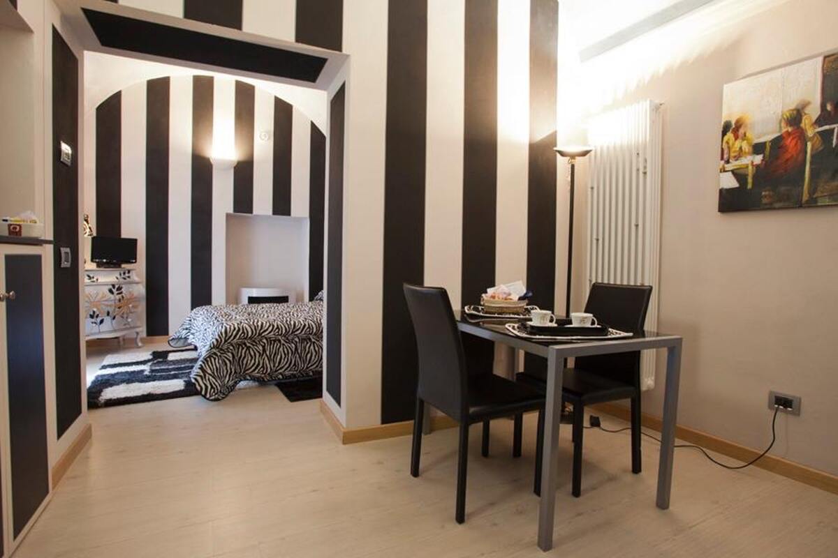Studio 30 m² avec cheminée et balcon à Piazza - Photo 2