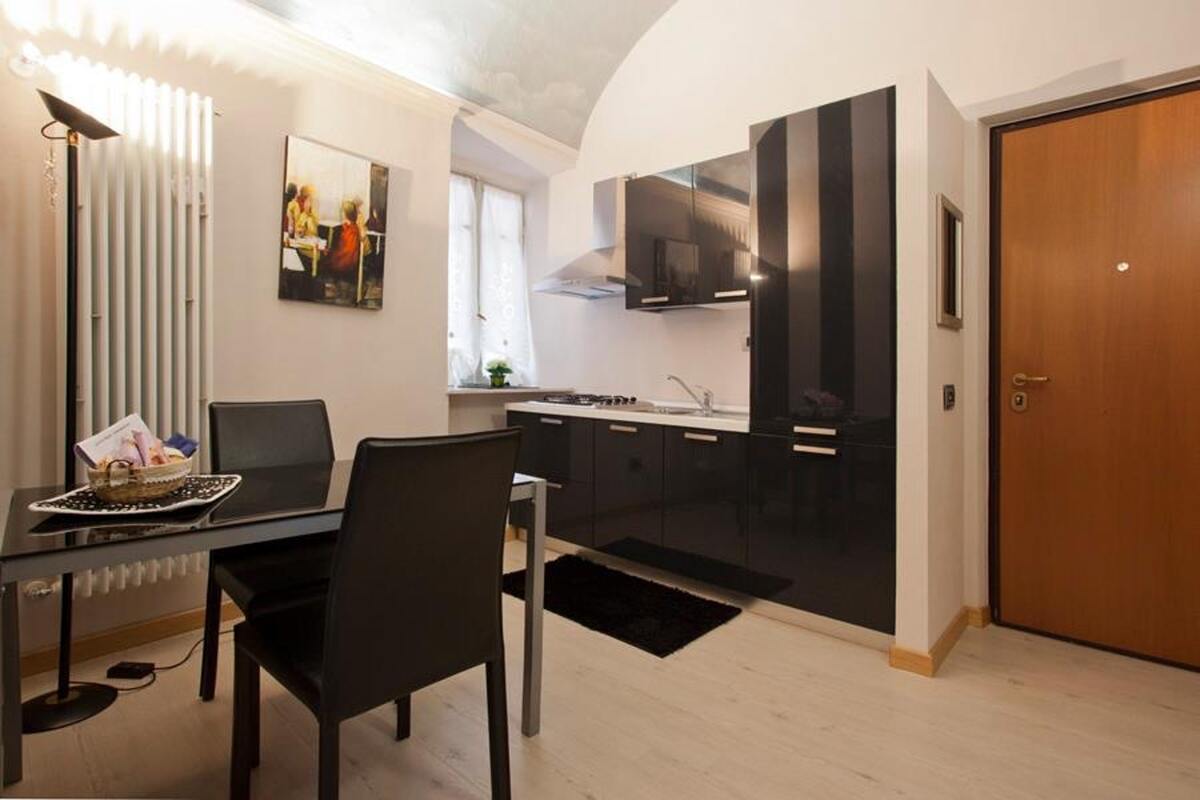 Studio 30 m² avec cheminée et balcon à Piazza - Photo 3