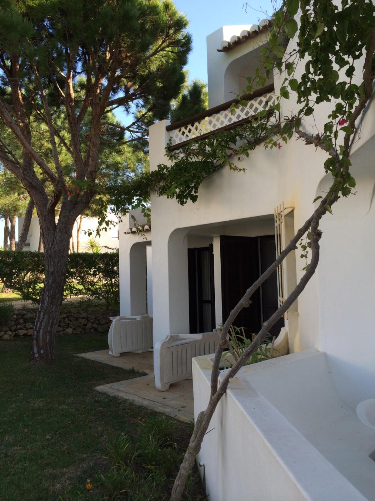 Appartement spacieux à Olhos de Água de 130 m² avec piscine - Photo 2