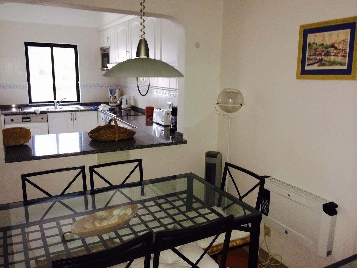 Appartement spacieux à Olhos de Água de 130 m² avec piscine - Photo 10