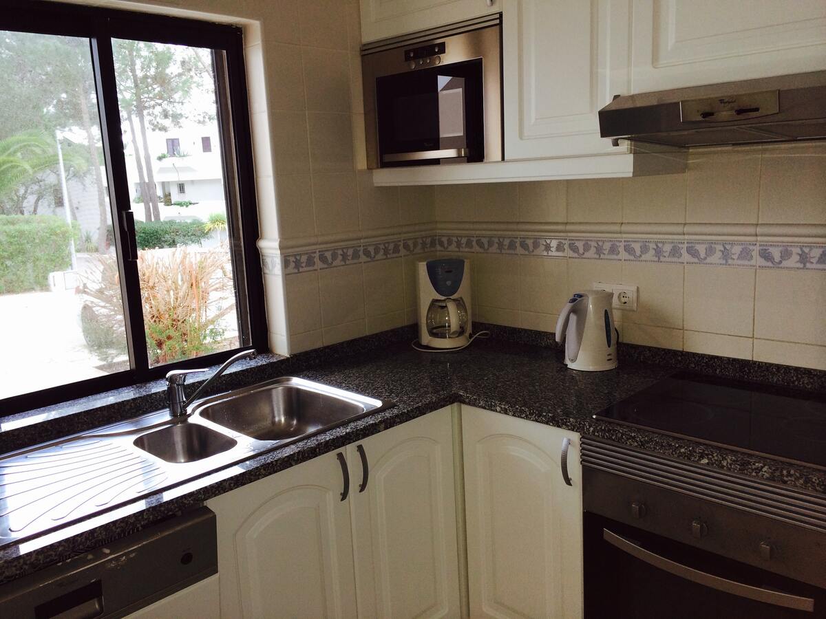 Appartement spacieux à Olhos de Água de 130 m² avec piscine - Photo 17