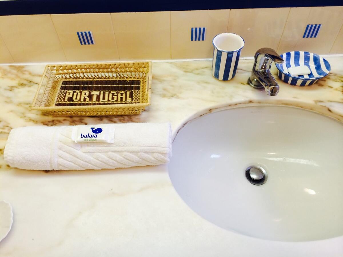 Appartement spacieux à Olhos de Água de 130 m² avec piscine - Photo 32