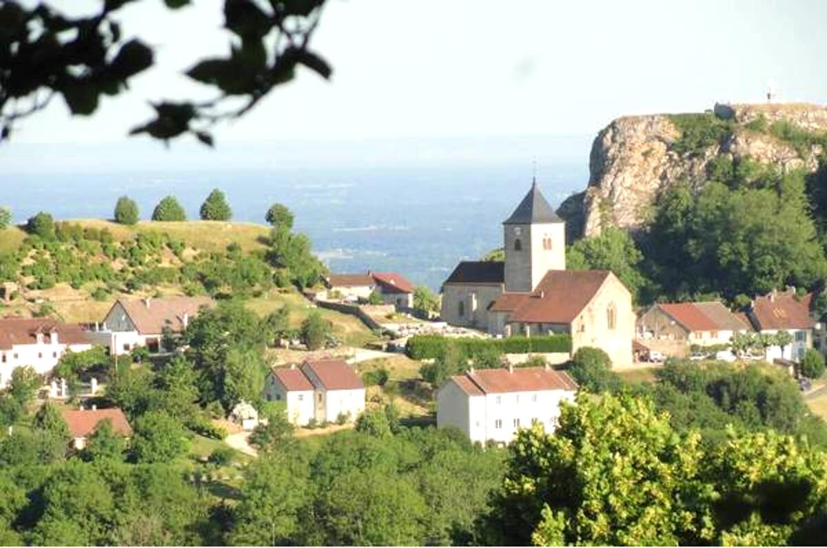 Maison 90m² Saint-Laurent-la-Roche, jardin avec terrasse barbecue - Photo 15