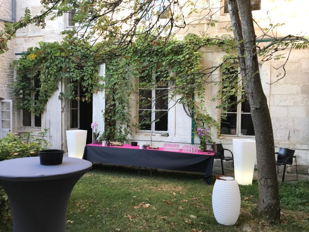 Villa 480 m² avec sauna et jacuzzi, 15 pers. à Niort - Photo 2